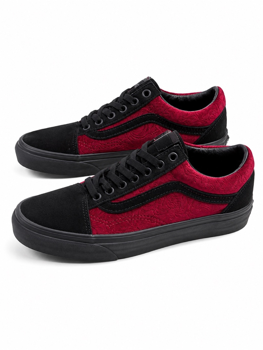 Vans Old Skool Velvet red sneakers size 5 women